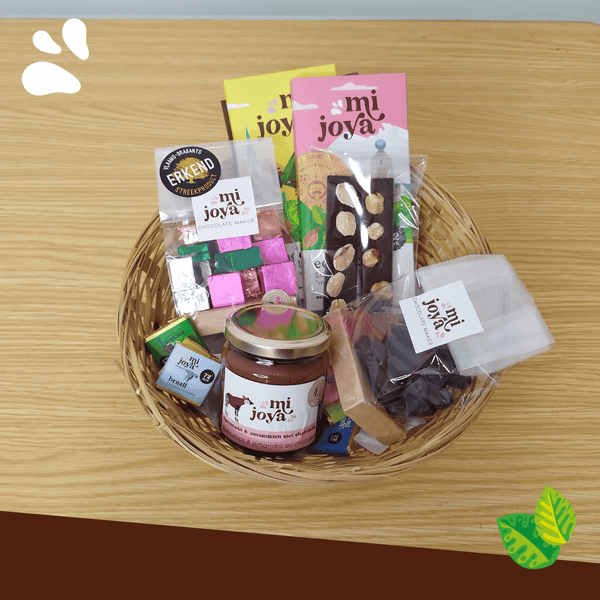 Geschenkmand met Mi Joya's specialiteiten