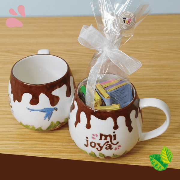 Mi Joya kopje gevuld met napolitains